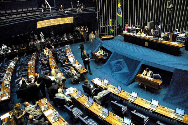 640px-Senado2006-brasil